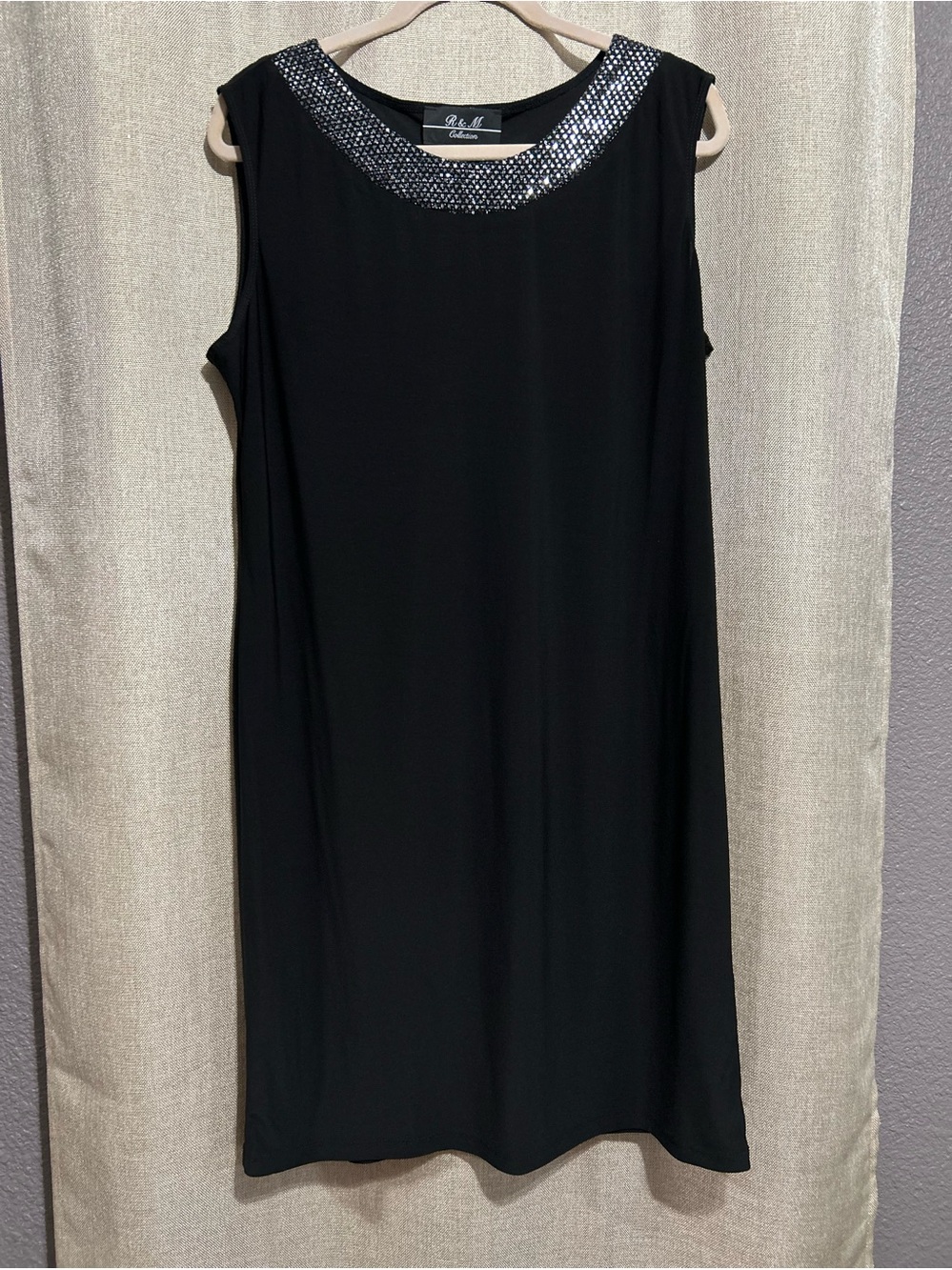 R&M Collection Black embellished Neckline Sleeveless Dress size 16